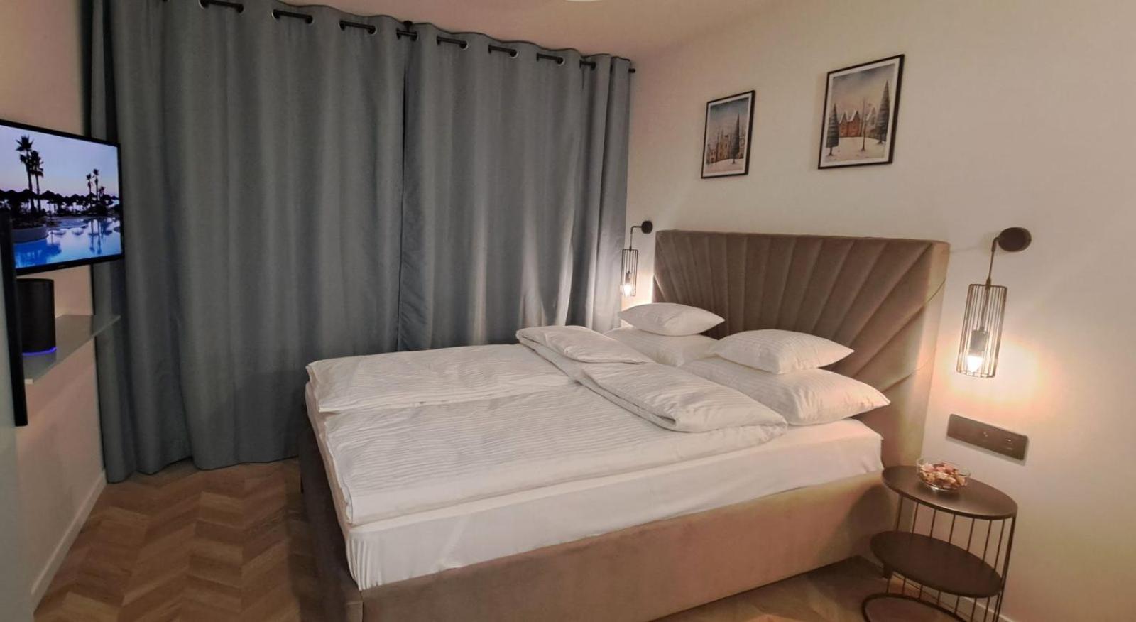 Falcon Apartment Center 4 Metro Swietokrzyska 바르샤바 외부 사진